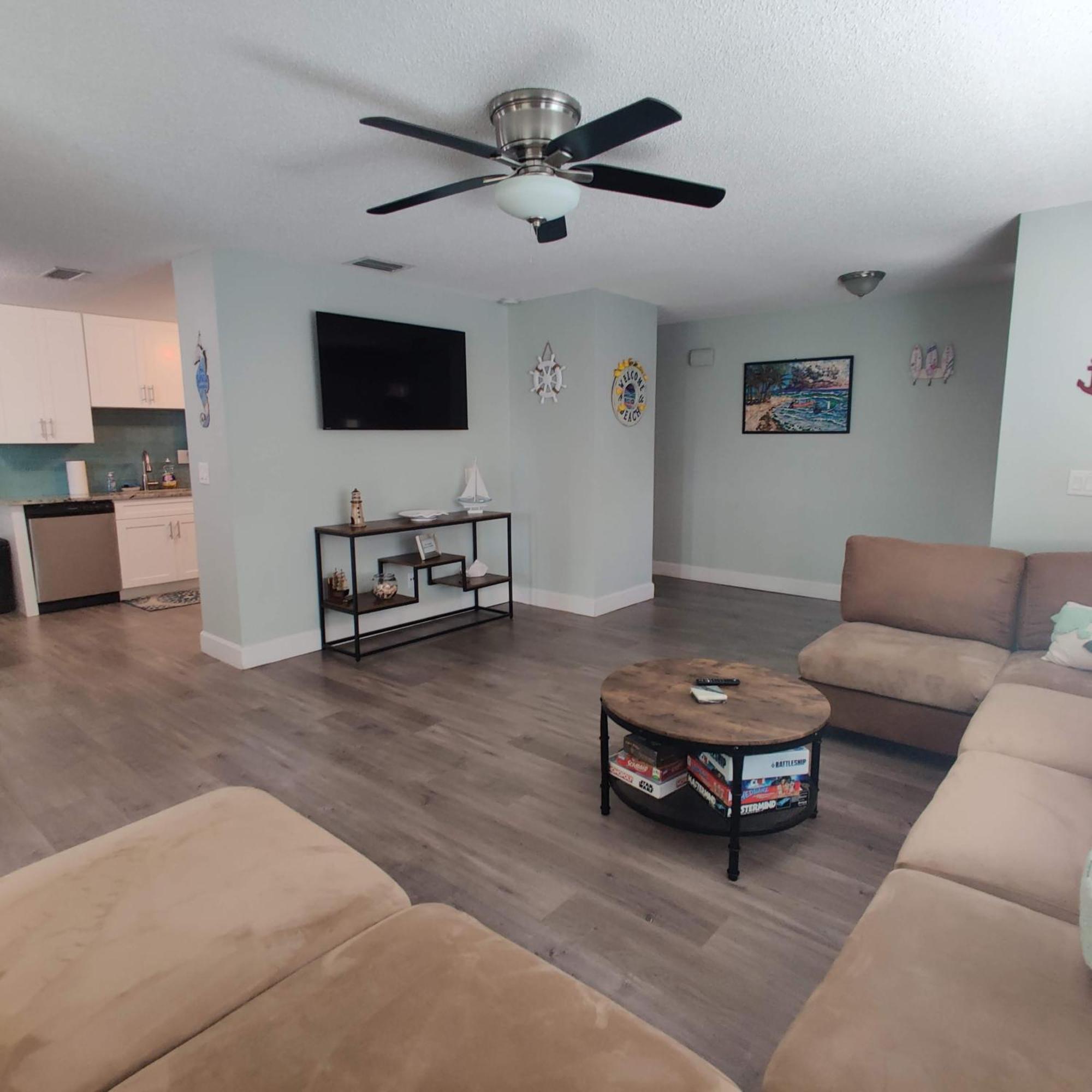 Paradise Beach Oasis Indialantic Room photo